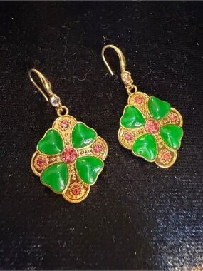 Green Clover Drop Earrings with Pink rhinestones